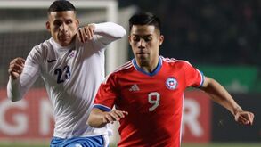 Aravena fora dos planos do Benfica