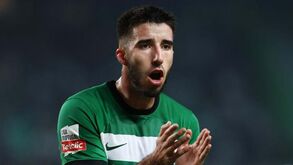 Rafael Silva dá gás à saída de Inácio para a Premier League