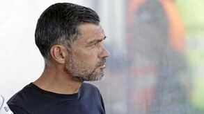 FC Porto procura central com perfil de líder