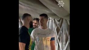 Assim foi o reencontro entre Cristiano Ronaldo e Benzema, agora na Arábia Saudita