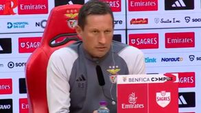 As férias de Di María e Otamendi, a continuidade de Arthur e o regresso de Neres: tudo o que foi dito por Roger Schmidt
