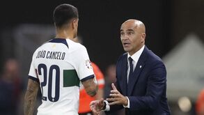 João Cancelo: «Os jogadores sentem-se mais importantes com Roberto Martínez...»