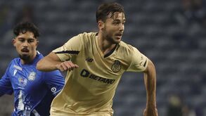 Nico González e Toni Martínez continuam de fora das opções de Sérgio Conceição