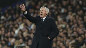 Oficial: Carlo Ancelotti renova contrato com o Real Madrid
