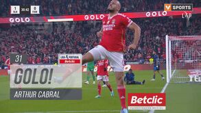 Arthur estreia-se a marcar na Liga Betclic: brasileiro abriu assim o marcador no Benfica-Famalicão