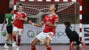 Benfica marca 19 no futsal feminino