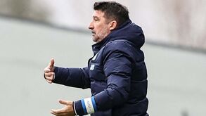 António Folha revoltado com a arbitragem: «O senhor da Liga está a ouvir, parecem polícias»