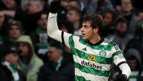 Paulo Bernardo abre caminho à vitória do Celtic frente ao Rangers