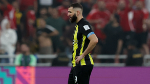 Fontes próximas de Benzema dizem que o avançado recebeu permissão do Al Ittihad para sair de Jeddah