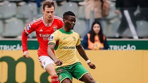 Paços de Ferreira-Benfica B, 2-2: jogo rico em golos e emoção na despedida de 2023
