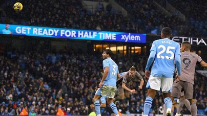 Em jogo frenético, Tottenham perde para o Manchester City, mas