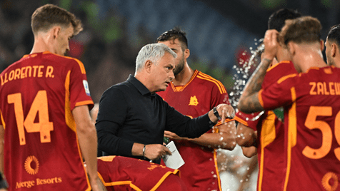 Bologna derrota AS Roma de Mourinho e sobe ao top 4 da Serie A