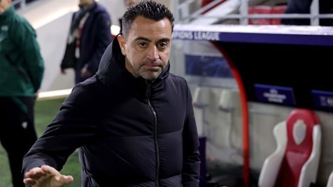 Espanhóis falam de situação limite para Xavi no Barcelona