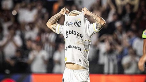 Santos sofre, mas conquista primeira vitória na Sul-Americana