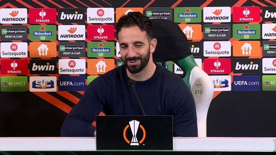 Treinador do Sporting diz ser um cenário difícil de se repetir, mas não impossível