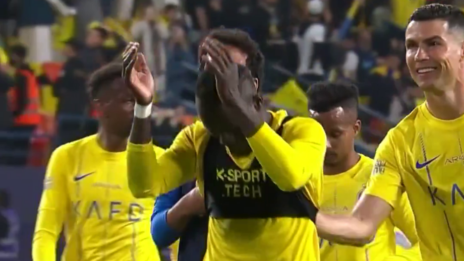 Momento partilhado nas redes sociais da Liga saudita no final do jogo da ronda 18