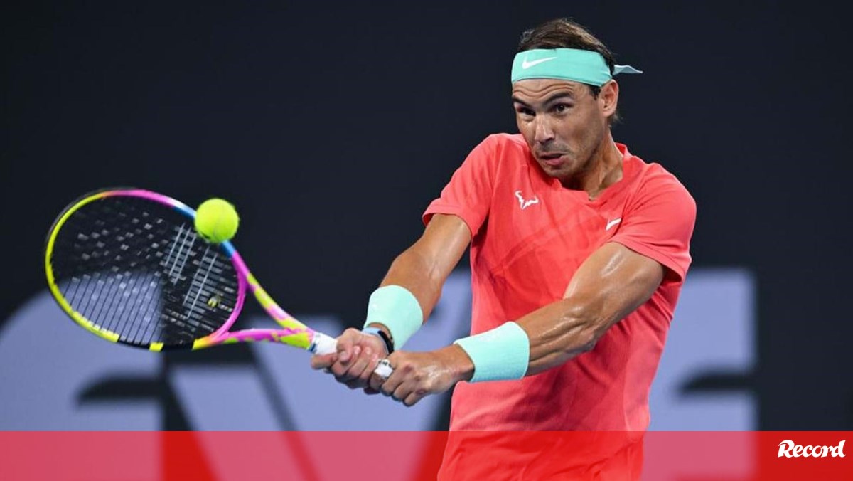 Nadal prossegue regresso vitorioso e está nos quartos de final de Brisbane