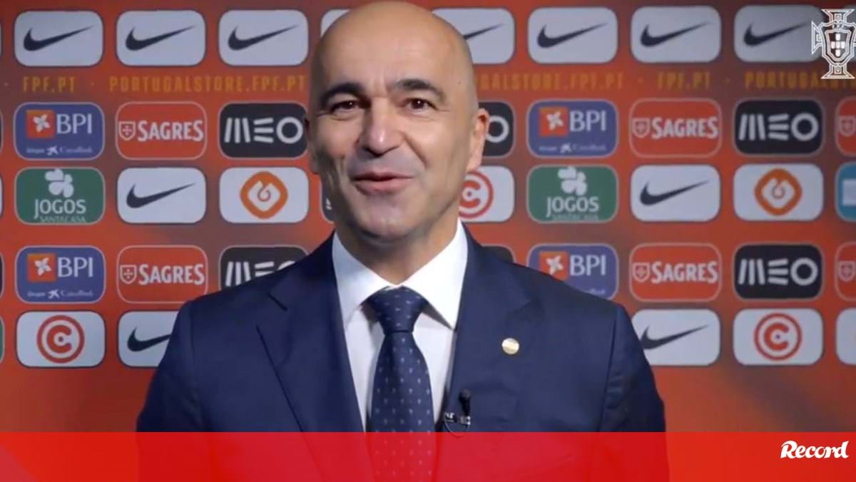 Dos "egrégios" ao amuleto que leva para o campo: Roberto Martínez assinala primeiro ano na Seleção