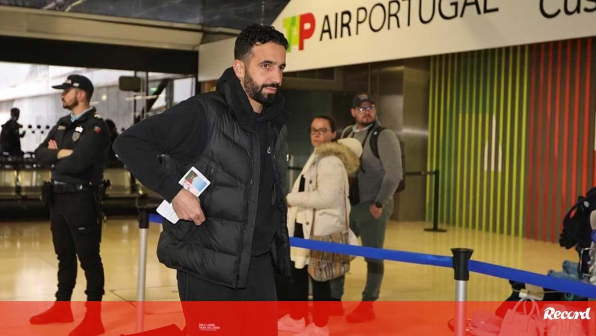 A lista de convocados do Sporting para o jogo com o Chaves