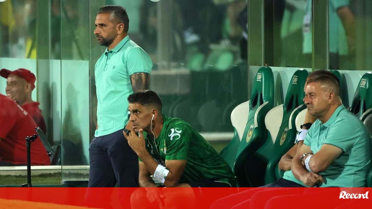 Surto gripal deixa Moreirense sem três titulares e só com oito suplentes para o jogo com o Estoril