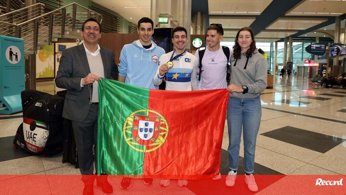 Iuri Leitão chega a Portugal com "sentimento de dever cumprido" após título europeu no scratch