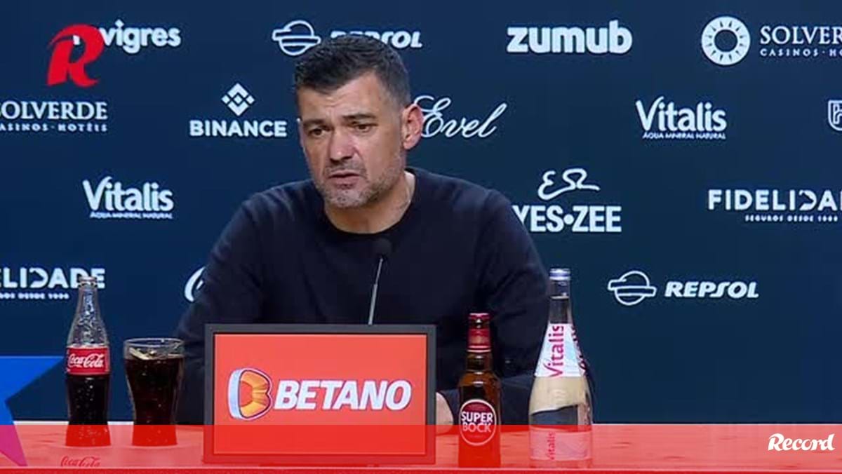 Sérgio Conceição: «Jogadores desfrutam em campo... mas desfrutar não é malabarismo»