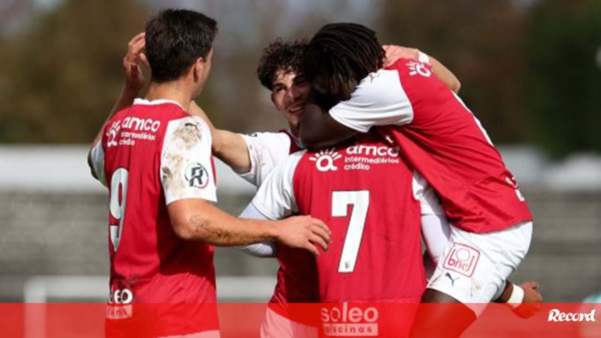 Sp. Braga supera Farense Liga Revelação Jornal Record