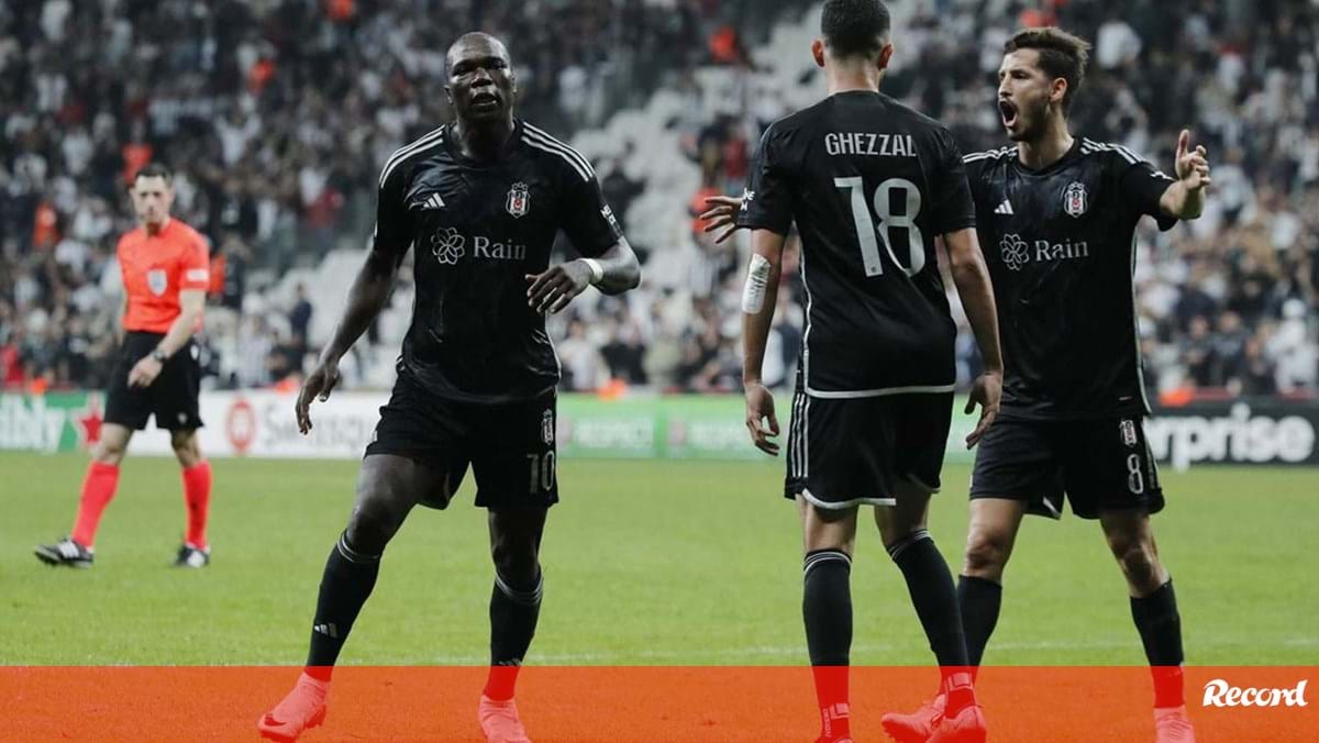 Besiktas nega saída de Aboubakar