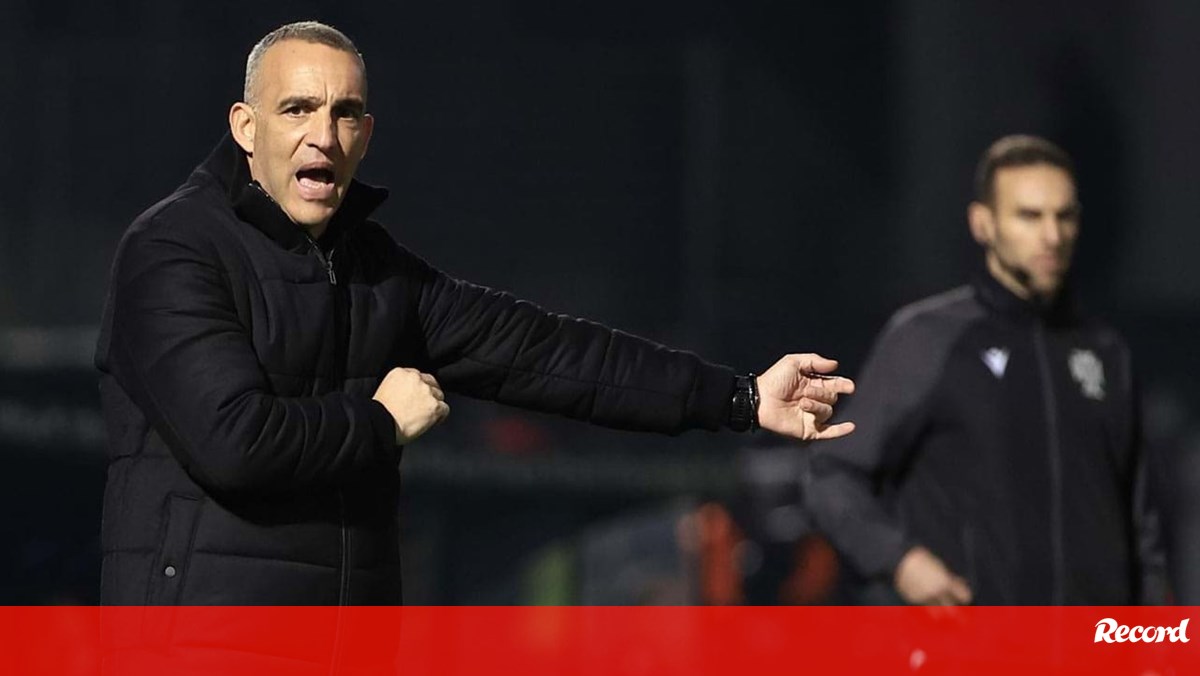 João Pedro Sousa: «É um resultado pesado, os jogadores não mereciam pelo que jogaram»