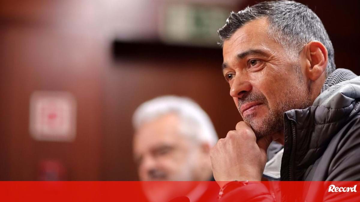 Em direto: siga a conferência de Sérgio Conceição de antevisão ao jogo com o Moreirense