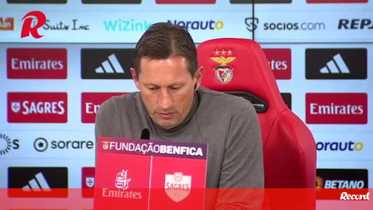 Schmidt explica ausência de João Neves no onze inicial do Benfica frente ao Boavista