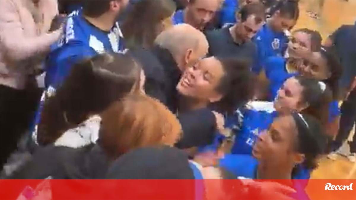 Pinto da Costa acompanhou equipa de voleibol feminino em Matosinhos