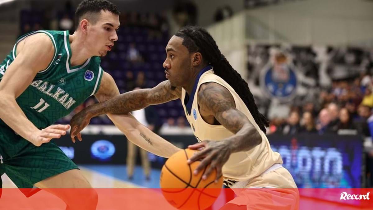 FC Porto vence búlgaros do Balkan na Fiba Europe Cup