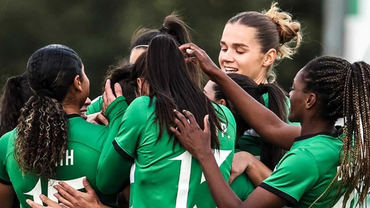 Sporting entra a vencer em 2024 com triunfo por 100 Futebol Feminino