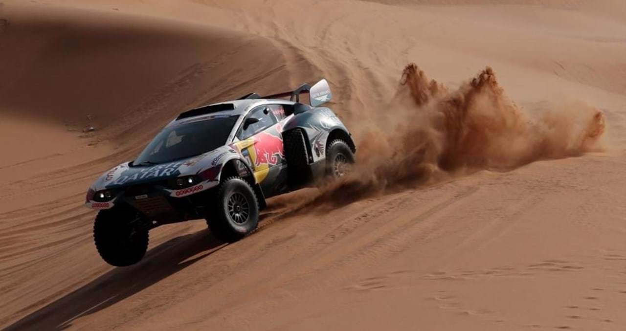 Parece Imposs Vel Mas Nasser Al Attiyah Conseguiu Terminar A Etapa No Dakar Fotogalerias