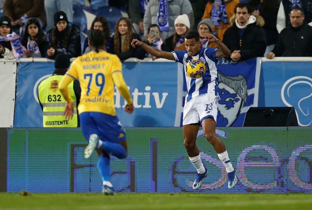 /fotosgeral/Fotos/2-49977471#1688ccd1cf68ff1fa001c28a31120c12 (20054767) (Milenium)