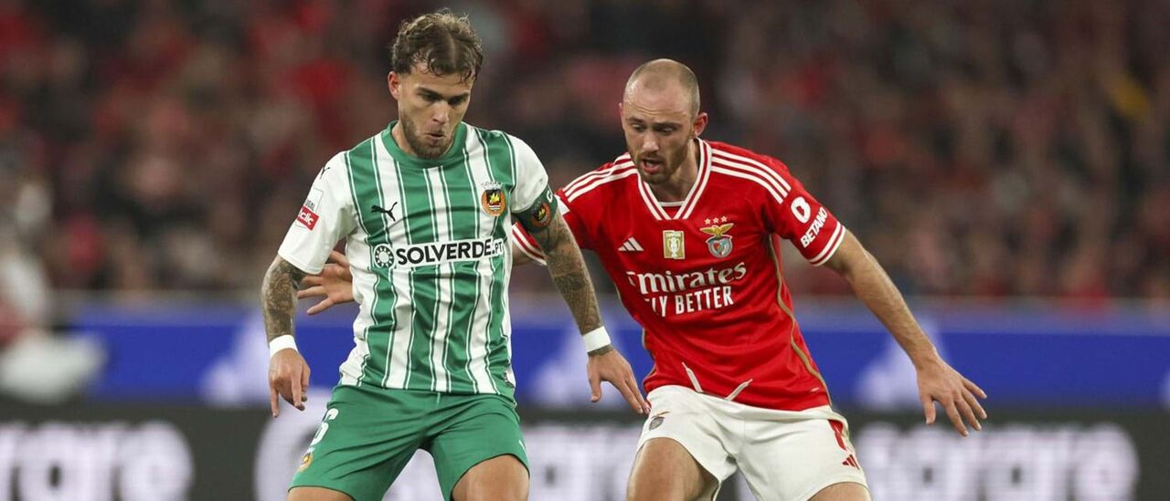Guga jogou diante do Benfica