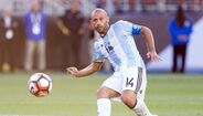 Defesa: Mascherano (Argentina)