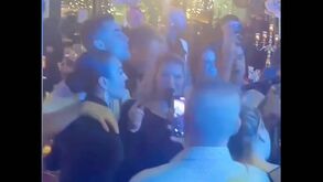 Ronaldo dá 'pezinho de dança' com Georgina ao som de Luan Santana