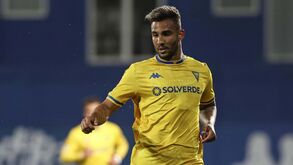 Marítimo pergunta ao Estoril pelo avançado João Carlos