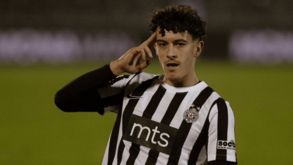 Zoran Filipovic 'aprova' Nemanja Jovic: «É um rapaz que promete muito»