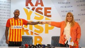 André Martins e Manuel Fernandes treinam no Atlético