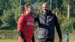 Gonçalo Esteves apresentado no AZ Alkmaar: «Os jovens aqui têm uma oportunidade»