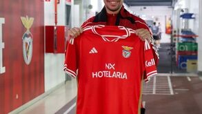 Reforço do Benfica vem de equipa do ex-treinador do Sporting