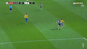 O golo de Edwards que colocou o Sporting a vencer o Estoril: capacidade física de Gyökeres foi determinante