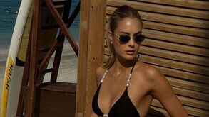 Viktoria Varga: uma beldade com pérolas