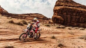 Joaquim Rodrigues Jr. abandona Dakar'24 após queda na 1.ª etapa
