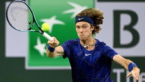 Rublev conquista torneio de Hong Kong a uma semana do Open da Austrália