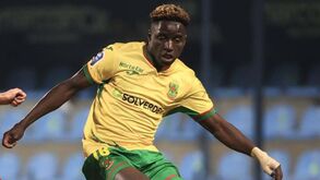 Matchoi recebe prémio de Melhor Jovem de outubro/novembro da 2ª Liga