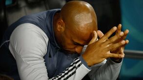 Thierry Henry admite que passou por uma longa depressão: «Chorava todos os dias»